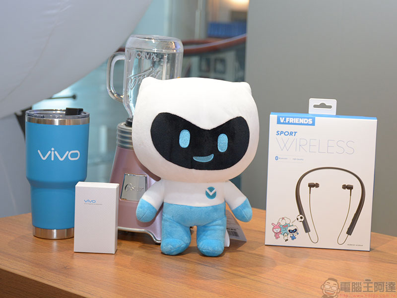 全台第一家 vivo 體驗店 落腳高雄夢時代，開幕期間「五利全開」！ - 電腦王阿達