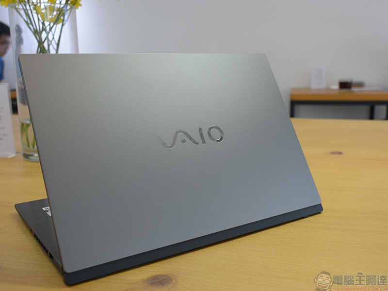 VAIO S13 特仕升級版與 VAIO SE14 青春版動手玩，日系 DNA 有感降價入手更輕鬆 - 電腦王阿達