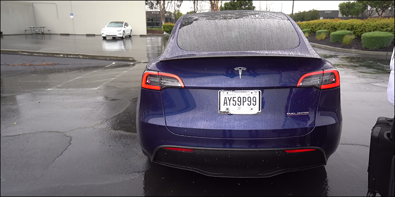 特斯拉 TESLA Model Y 內裝開箱影片搶先看！ - 電腦王阿達