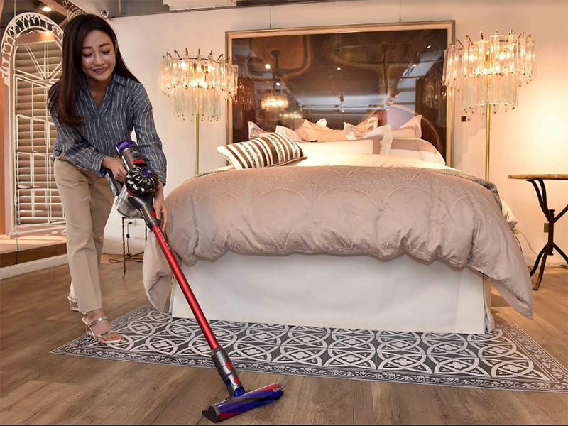 Dyson V8 Slim Fluffy+ 推出，輕量化吸頭讓清潔更不費力 - 電腦王阿達