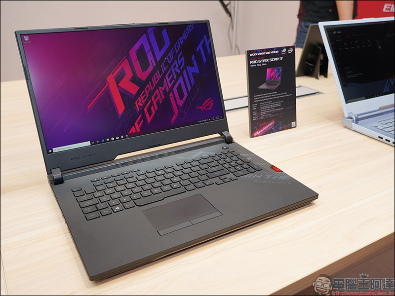 華碩首款雙螢幕電競筆電 ROG Zephyrus Duo 15 等 ROG 筆電新品搶先動眼看 - 電腦王阿達