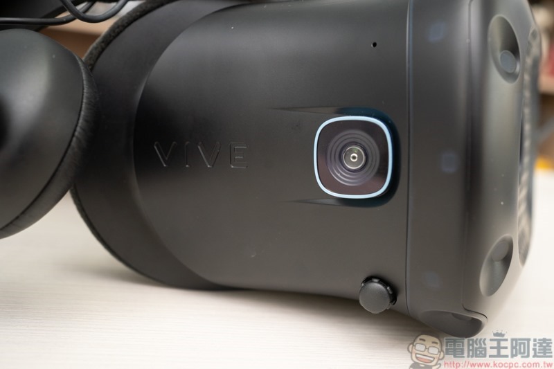 HTC Vive Cosmos Elite 開箱 - 07