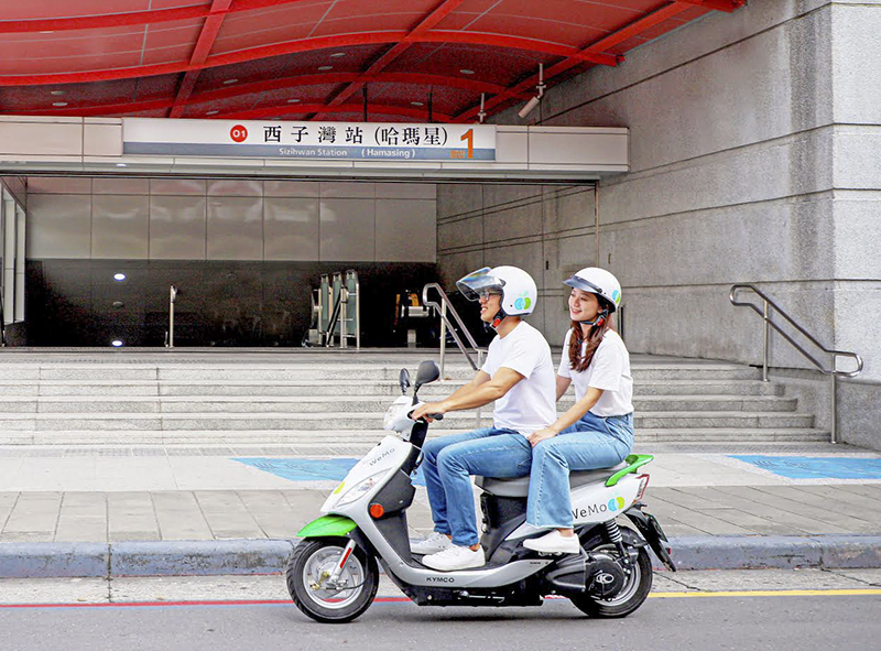 WeMo Scooter 共享機車與 LINE 合作，除使用 LINE 官方帳號即可租車，再結合 LINE SPOT 啟動租車服務 - 電腦王阿達