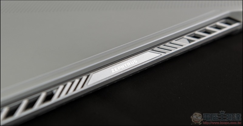 ROG Zephyrus G14 開箱 - 14