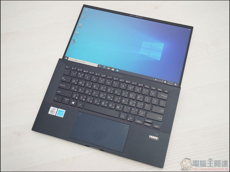 ASUS ExpertBook B9 (B9450) 開箱，續航超過24小時的超輕量商務筆電 - 電腦王阿達