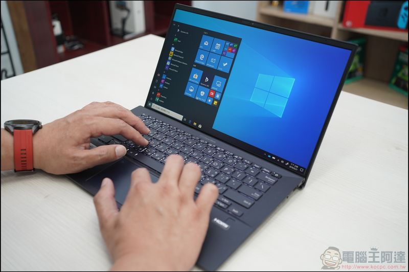 ASUS ExpertBook B9 (B9450) 開箱，續航超過24小時的超輕量商務筆電 - 電腦王阿達