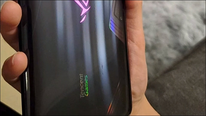 華碩 ROG Phone 3 實機動手玩影片曝光！配備 64MP 三鏡頭主相機 - 電腦王阿達