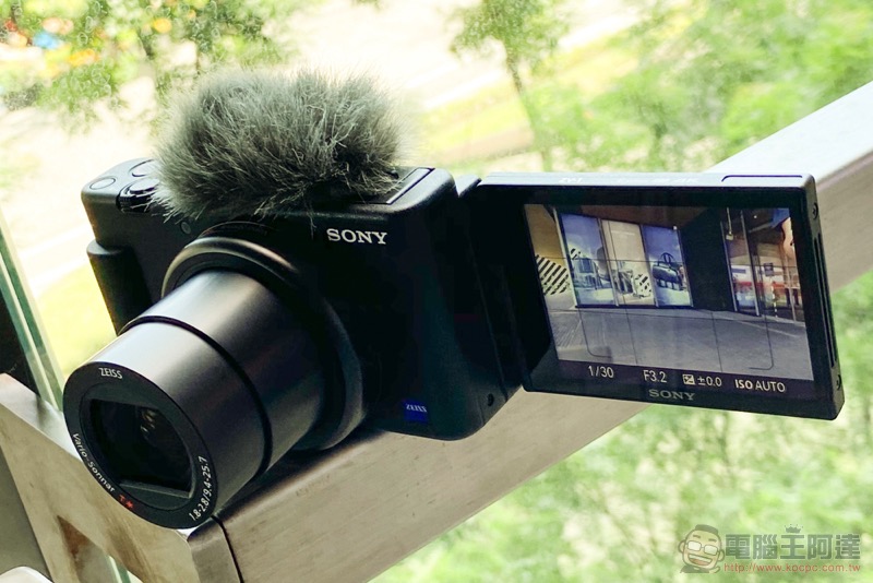 謠傳下週登場的 Sony A7c 入門全幅無反，法國零售商流出將有雙版本共 6 產品登場 - 電腦王阿達