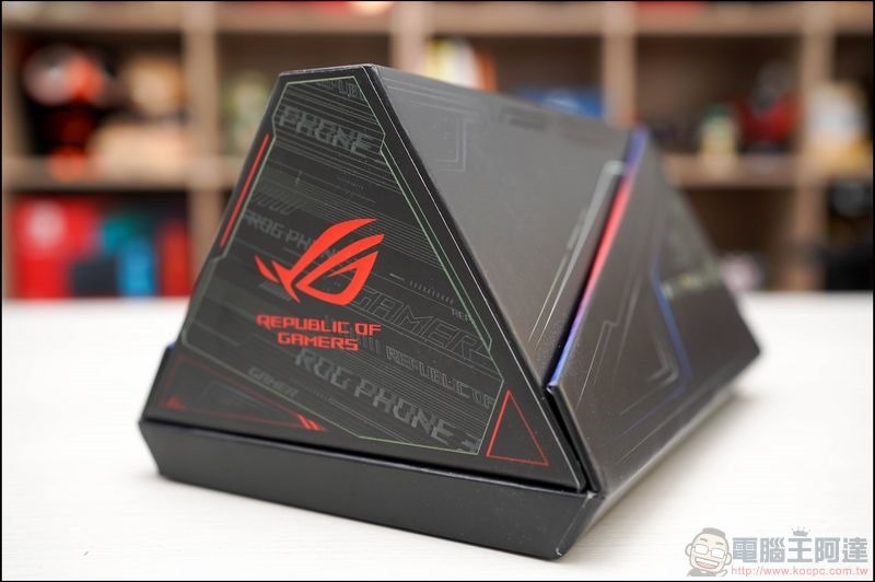 ASUS ROG Phone 3 開箱 - 03