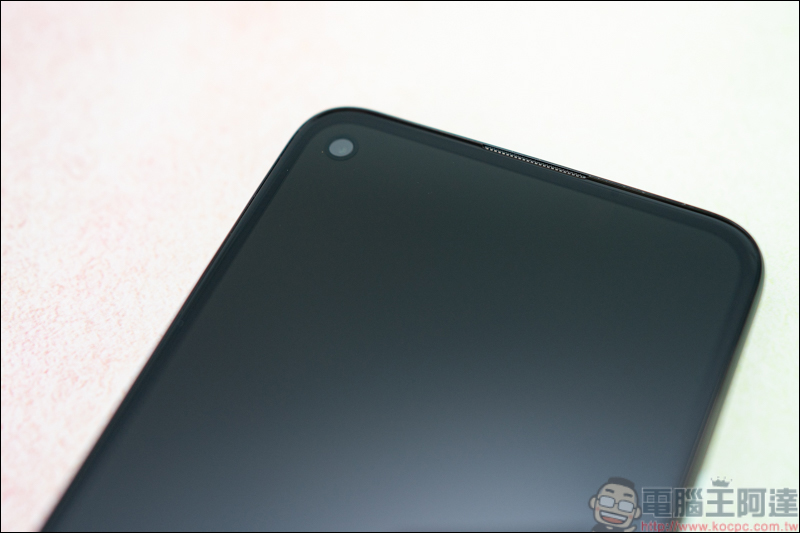 Google Pixel 4a 開箱，價格最香的萬元中階旗艦 - 電腦王阿達