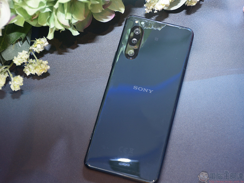 Sony 5G 新旗艦 Xperia 5 II 在台發表，眼部對焦精準捕捉一顰一笑 - 電腦王阿達