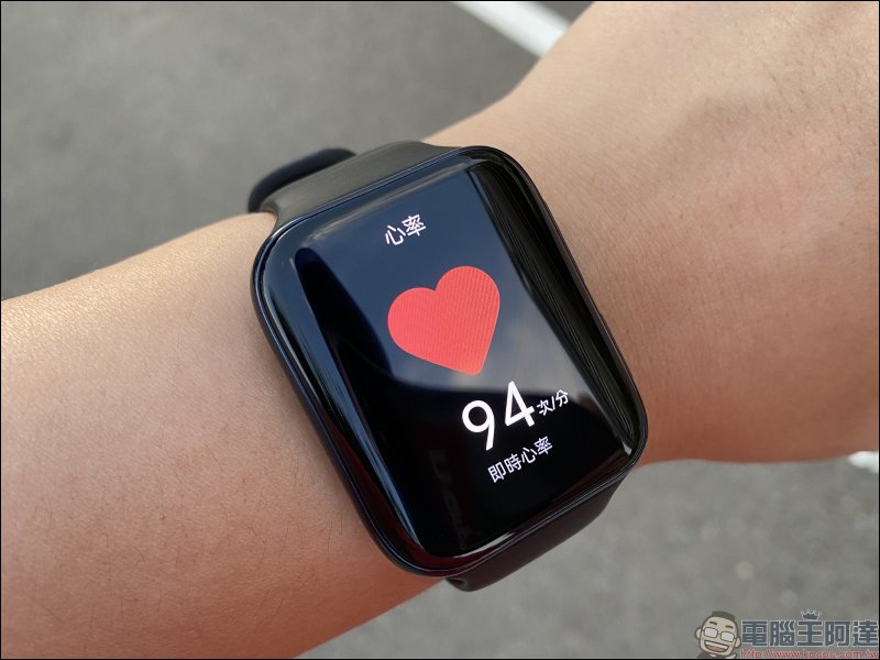 OPPO Watch 系列智慧手錶開箱動手玩：3D 雙曲面 AMOLED 螢幕智慧時尚穿搭， Watch VOOC 閃充、最長 21 天續航 - 電腦王阿達