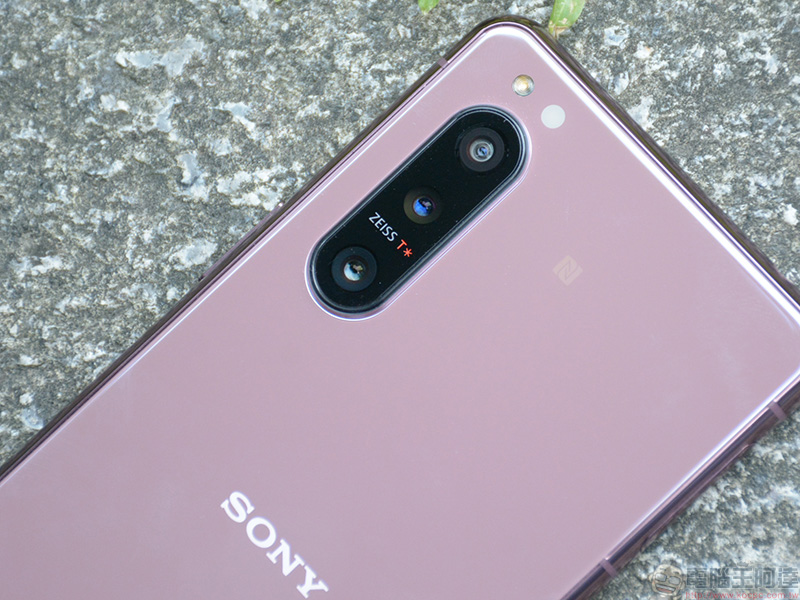 用 Xperia 5 II 抓住城市裡每個不起眼的感動，幸福感不一定要靠旅行 - 電腦王阿達