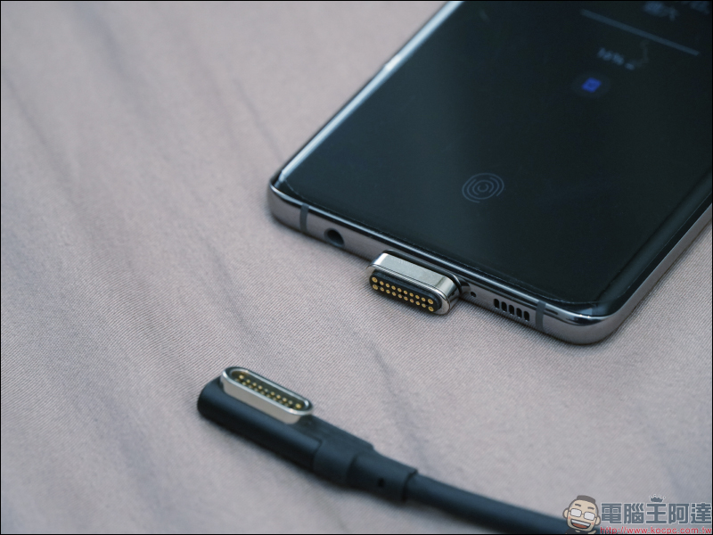 Simplelink 全球首創雙面磁吸傳輸線簡單動手玩：支援 USB Type-C 充電、檔案傳輸、 4K HDMI 影像輸出 - 電腦王阿達