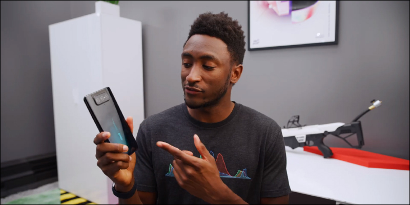 MKBHD 邀請網友盲選最佳拍照智慧型手機， iPhone 12 Pro Max 第一輪意外被淘汰 - 電腦王阿達