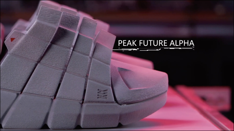 匹克 PEAK 3D FUTURE ALPHA 概念鞋發表 ：一體成型 3D列印鞋身、智慧開合結構、內建多種感應器偵測身體狀態 - 電腦王阿達