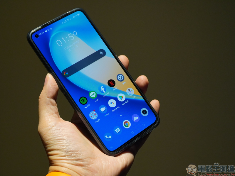 realme X7 Pro 開箱評測動手玩｜天璣 1000+ 5G 旗艦處理器、5G+5G 雙卡雙待、120Hz AMOLED 螢幕、50W SuperDART 超級閃充、4500mAh 超大電量 - 電腦王阿達