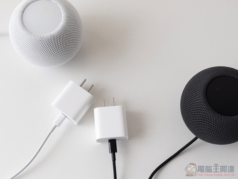 HomePod mini 開箱體驗：一顆就能敲開蘋果智慧家門，兩顆更是不嫌多 - 電腦王阿達