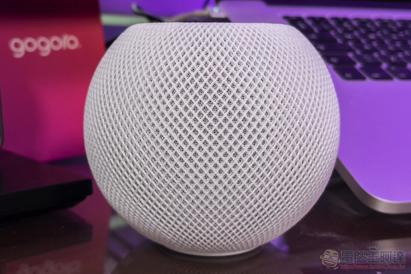 HomePod mini 開箱體驗：一顆就能敲開蘋果智慧家門，兩顆更是不嫌多 - 電腦王阿達