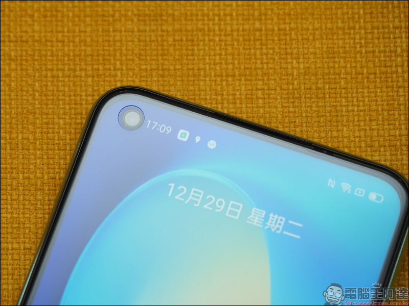 realme 7 5G 開箱動手玩｜天璣 800U 處理器、5G+5G 雙卡雙待、120Hz 更新率螢幕、5000mAh大電量與 30W Dart 閃充，萬元內 5G 超值選擇 - 電腦王阿達