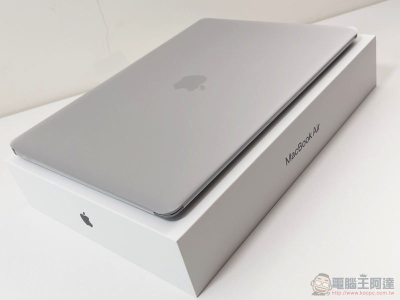 M1 MacBook Air 開箱體驗：最驚喜的不變 - 電腦王阿達