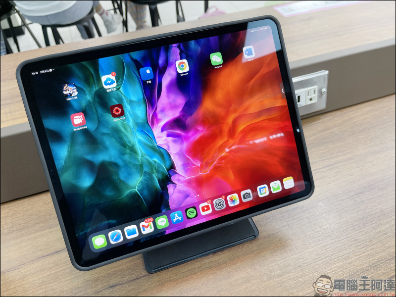 MOFT Float 開箱動手玩｜iPad 升降立架、保護殼一次滿足，還有超實用藍牙鍵盤與 Apple Pencil 2 筆套一起來！ - 電腦王阿達