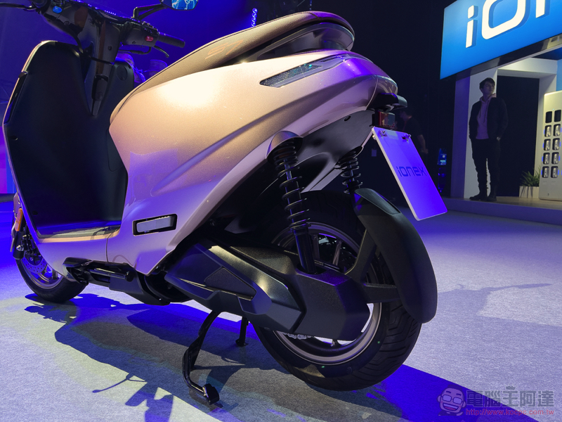 光陽 ionex 性能換電車 S7 與 S7R 登場，給 Gogoro 不只一點好看 - 電腦王阿達