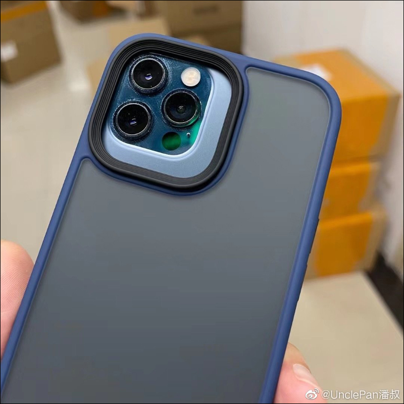 疑似 iPhone 13 Pro 系列保護殼曝光，相機模組面積相較前一代再放大 - 電腦王阿達