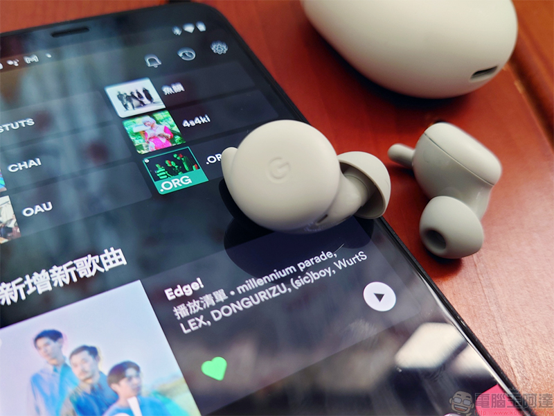 Pixel Buds A-Series 真無線藍牙耳機動手玩：輕巧、易用、更平價（開箱 評價 評測） - 電腦王阿達