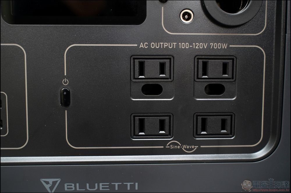 BLUETTI EB55 野獸級戶外行動電源站 開箱 - 08