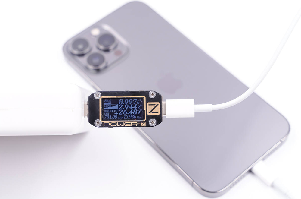 iPhone 13 Pro 和 iPhone 13 Pro Max 對應各瓦數原廠充電器進行充電評測，數據一次看得夠 - 電腦王阿達