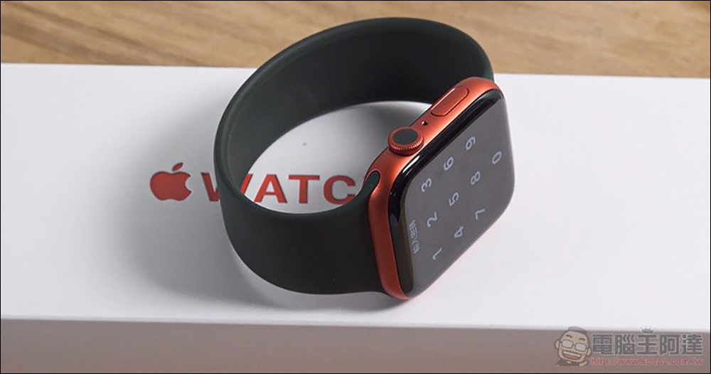 巴西演員從家樂福線上商城網購 Apple Watch ，卻收到一塊石頭 - 電腦王阿達