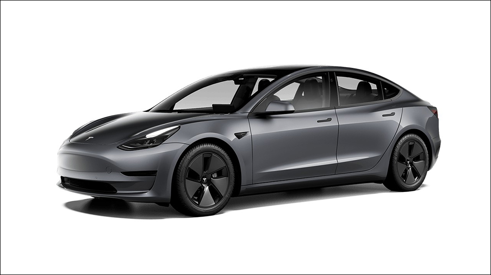 特斯拉台灣 Model 3 編成與規格調整，續航全面增加、「夜銀」成為免加價標準色，珍珠白（多塗層）需加價 3.75萬元 - 電腦王阿達