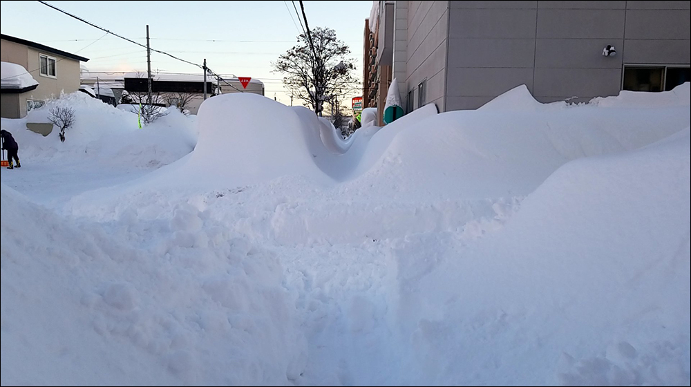 日本北海道出現有史以來最大降雪量， Twitter 網友分享札幌當地各種「災情」 - 電腦王阿達