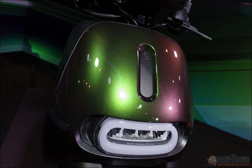 最強智慧雙輪！Gogoro SuperSport ACE 與搭載 LTE 連線／TCS／定速巡航的 SSmartcore 智駕電控核心來了 - 電腦王阿達