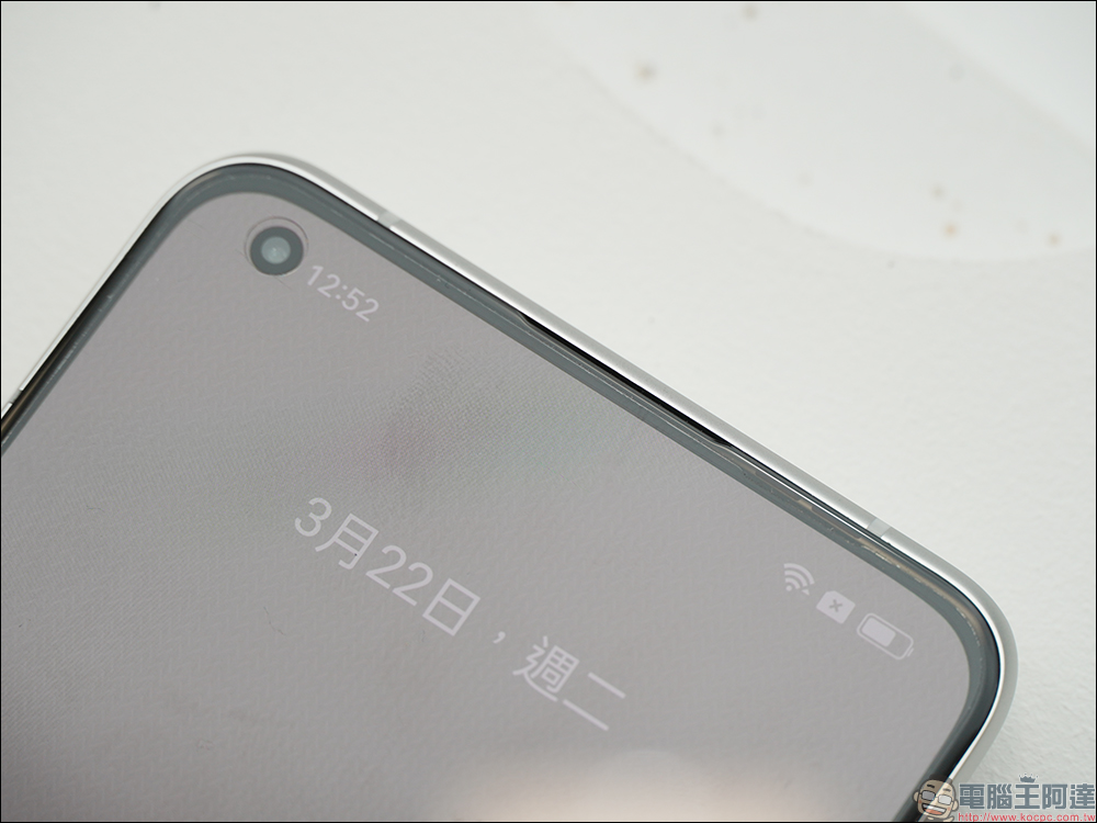 realme GT2 Pro 新機正式在台發表：前所未有的「紙」感體驗、旗下首款 Snapdragon 8 Gen 1 頂級旗艦機在台登場！（同場加映：realme narzo 50A 超值亮相） - 電腦王阿達