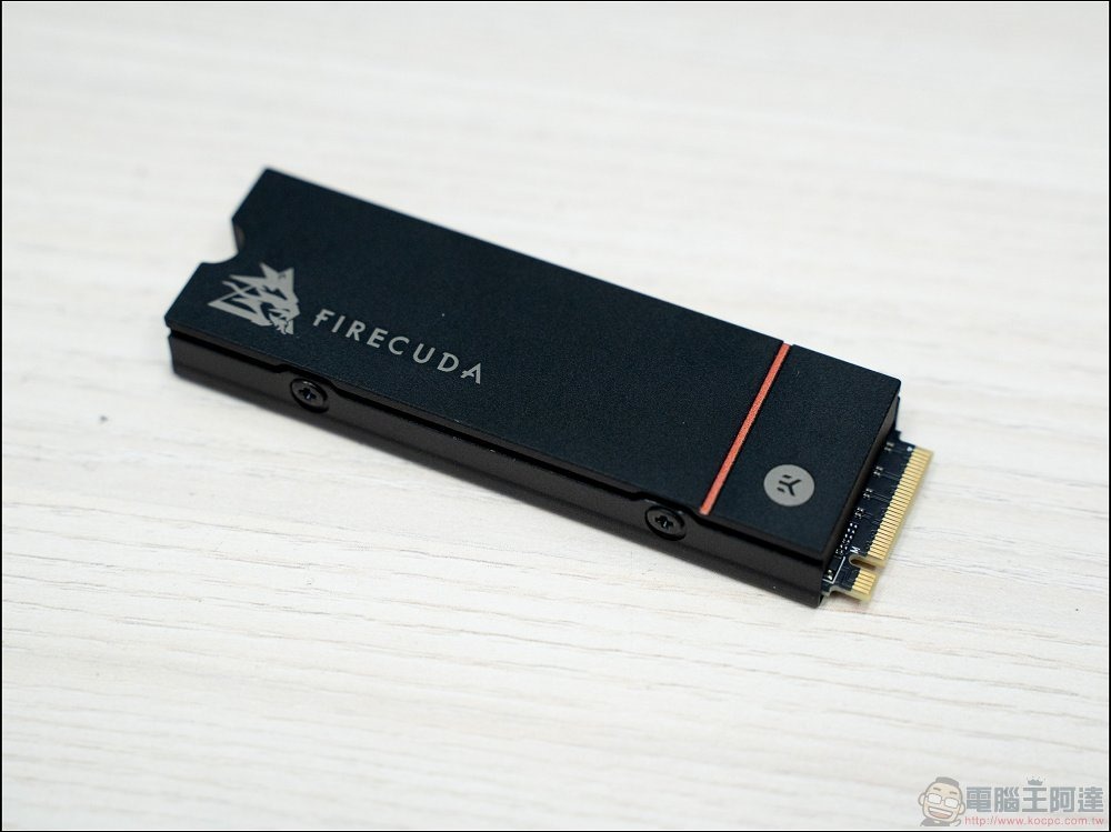 Seagate FireCuda 530 SSD 開箱實測 - 05