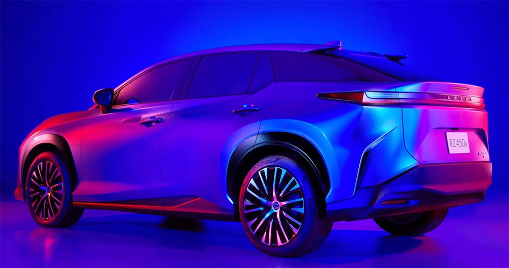 Lexus 純電車居然也用了 Yoke 方向盤，你覺得是為什麼？ - 電腦王阿達