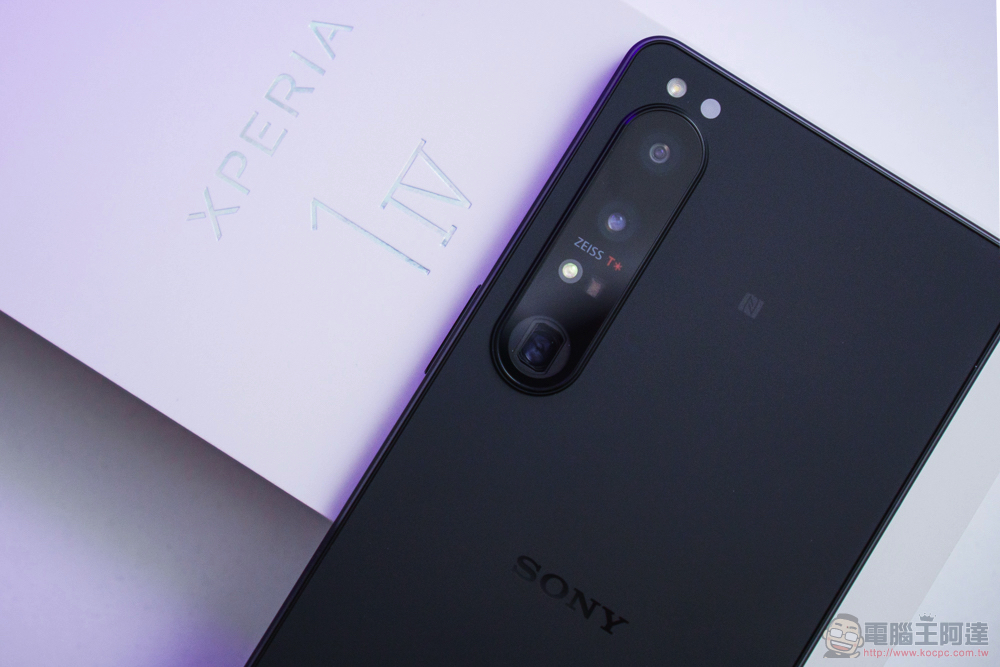 美型極速旗艦 Sony Xperia 1 IV 重點實測：三鏡頭 4K 120FPS 錄影、無縫光學變焦的黑科技相機手機 - 電腦王阿達