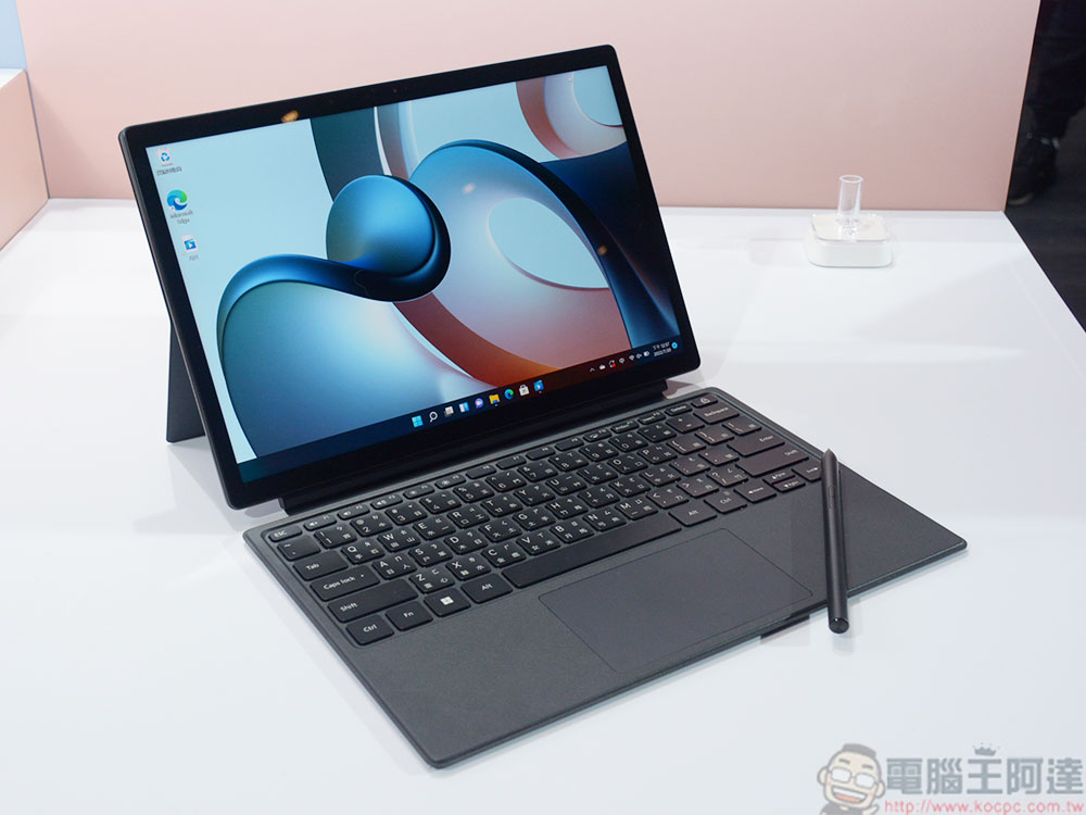 Xiaomi 12 Lite 與首款 2in1筆電 Xiaomi Book S 12.4 吋登台，開創高效長續航新局面 - 電腦王阿達