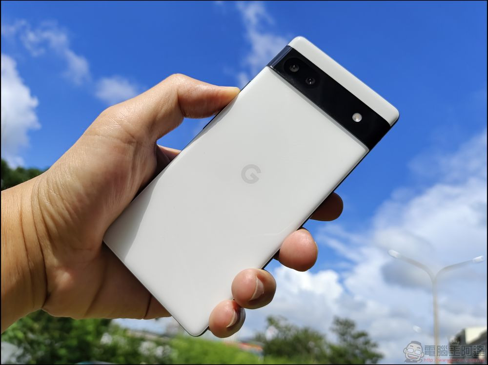 傳 Pixel 7a 將搭載 90Hz 的螢幕，支援無線充電和更好的相機規格 - 電腦王阿達