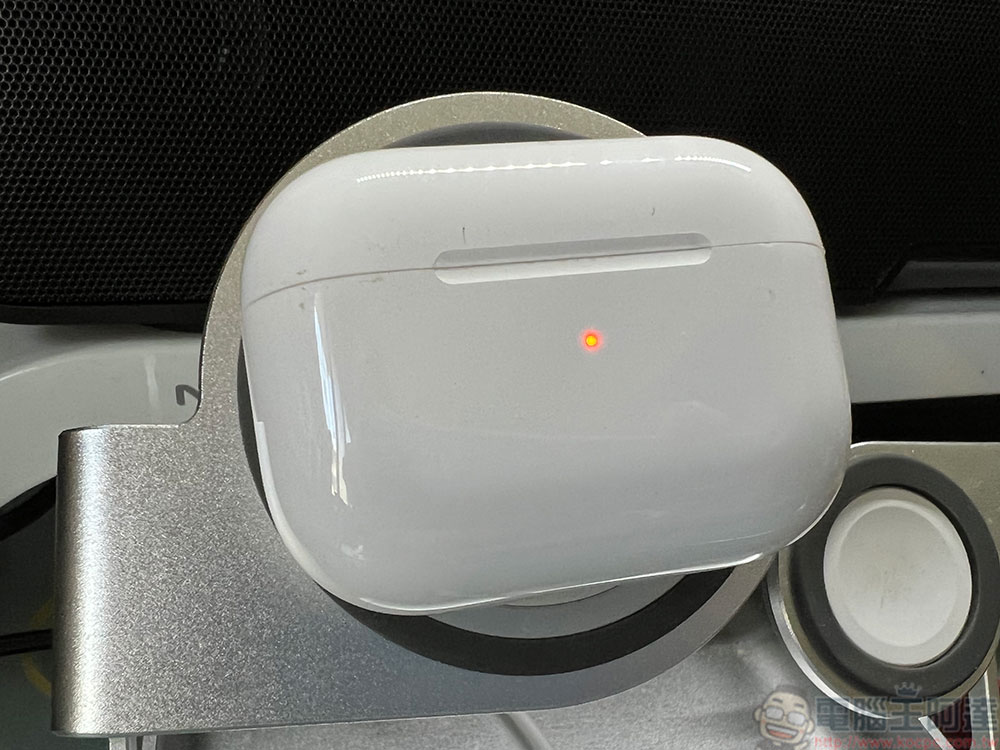 當你的 AirPods 充電盒忽然無法充電該怎麼辦？送修前先排除問題 - 電腦王阿達