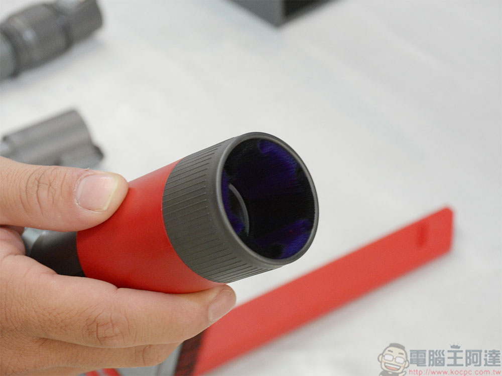 萌寵當家！全新 Dyson「寵物毛髮清潔工具組」配件組讓落毛不再隨風飄散 - 電腦王阿達