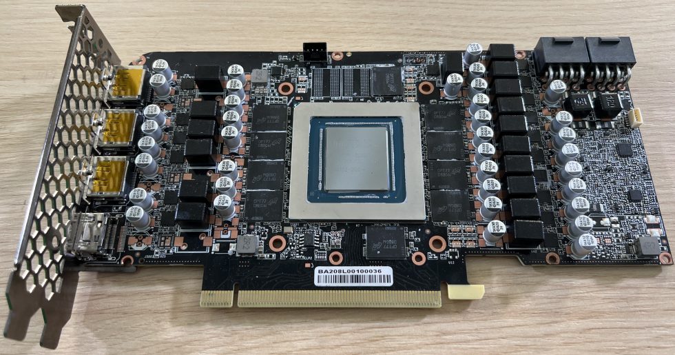 GPU 散熱膏怎麼塗抹才能獲得最低溫度？國外研究指出在 "中間" 畫一條線 - 電腦王阿達