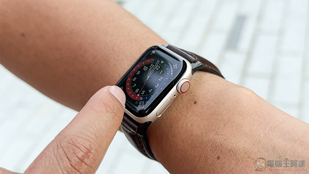 美型也很行！Apple Watch Series 8 / Apple Watch SE 2 開箱體驗 - 電腦王阿達