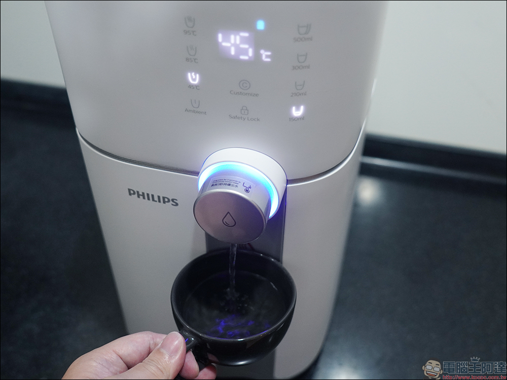 飛利浦 Philips ADD6910 RO純淨智慧飲水機開箱｜免安裝、UV 殺菌、3 秒瞬熱，出水直接喝，比煮沸更安心！ - 電腦王阿達