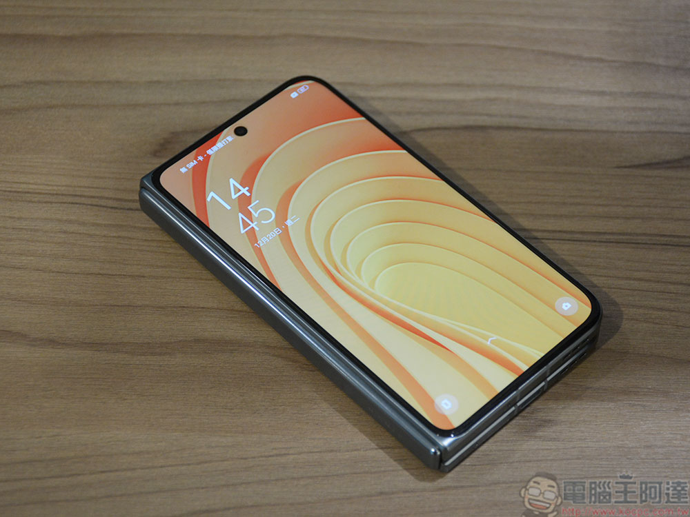 OPPO Reno8 升級版進化登場，挑戰手機顏值天花板的人像專家（同場加映：OPPO Find N2 實機動眼看） - 電腦王阿達