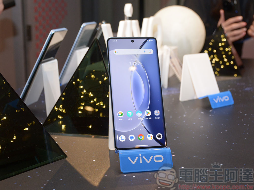 vivo X90 / X90 Pro 雙晶片旗艦在台推出，1 吋感光元件璀璨星空盡收眼底 - 電腦王阿達