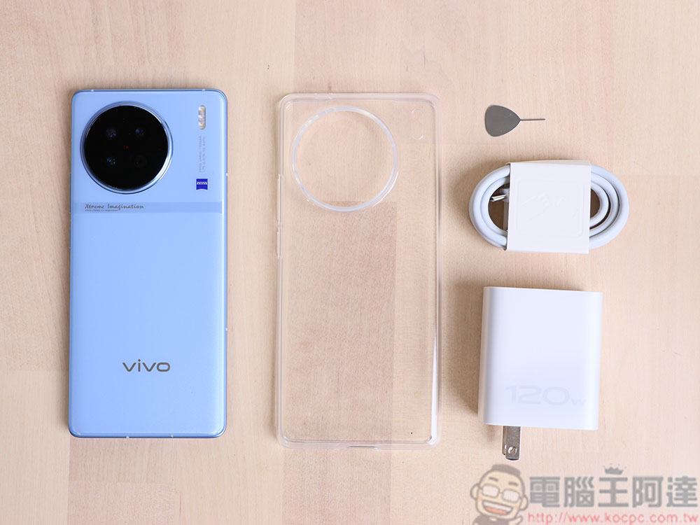 vivo X90 Pro、X90 開箱實拍：徒手輕鬆捕捉星空月球，蔡司加持唯美耀斑人像 - 電腦王阿達