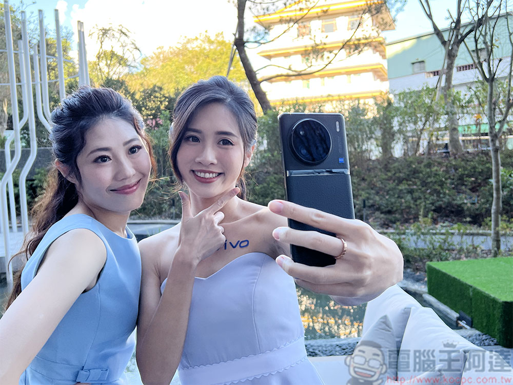 vivo X90 Pro、X90 開箱實拍：徒手輕鬆捕捉星空月球，蔡司加持唯美耀斑人像 - 電腦王阿達